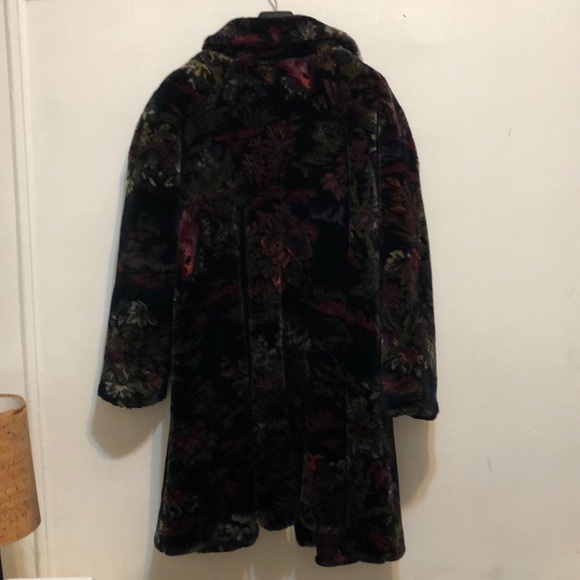 Black colorful fur - Picture 3 of 4